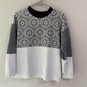 Zara Trafaluc Geometric Print Waffle Knit Sweatshirt Size S